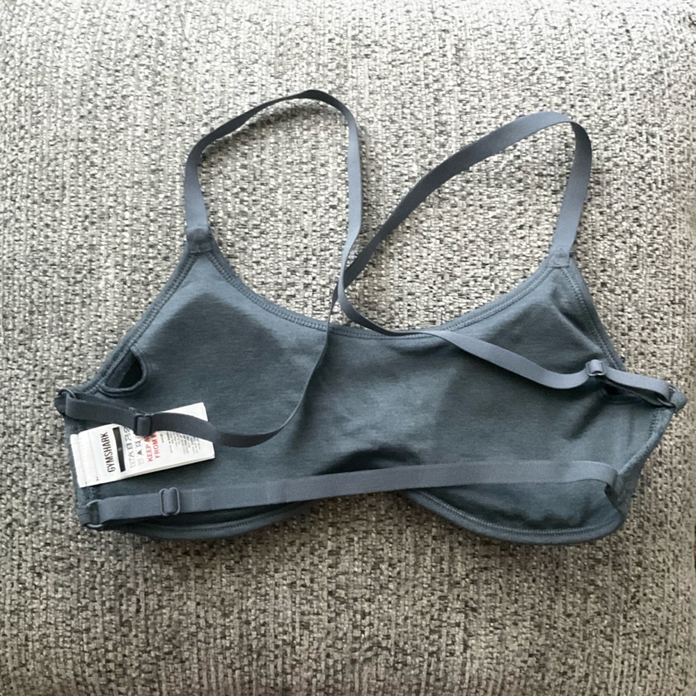 Gymshark Adapt Camo Cross Back Sports Bra - Picture 2 of 5